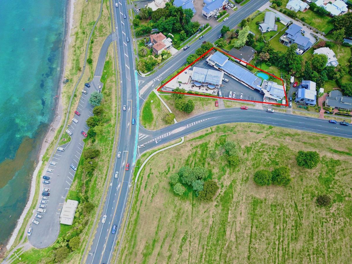 Vu Thermal Lodge - Adults Only Motel Taupo Zewnętrze zdjęcie