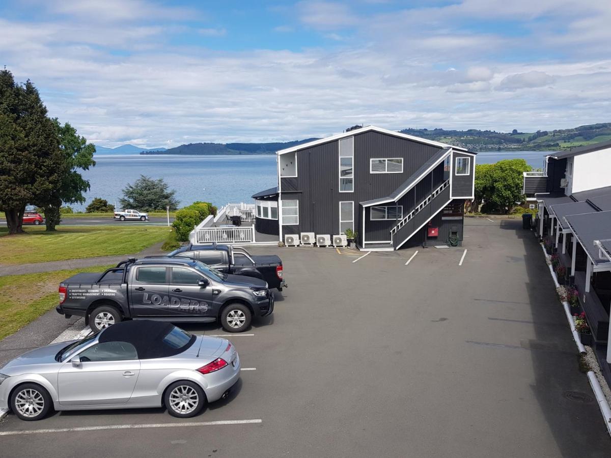 Vu Thermal Lodge - Adults Only Motel Taupo Zewnętrze zdjęcie