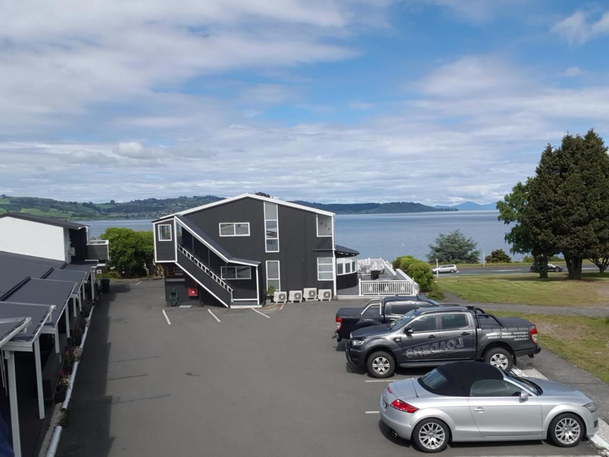 Vu Thermal Lodge - Adults Only Motel Taupo Zewnętrze zdjęcie