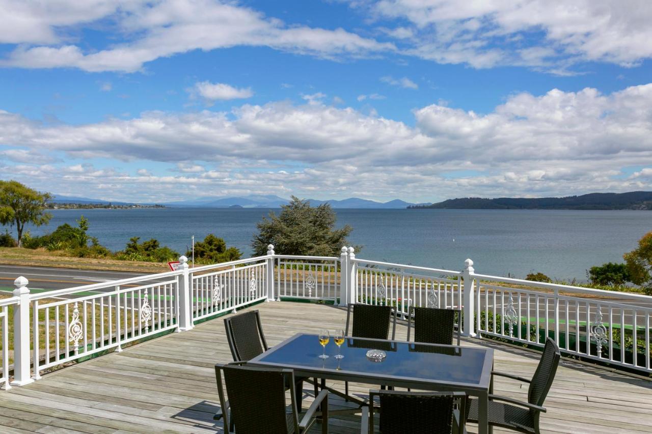 Vu Thermal Lodge - Adults Only Motel Taupo Zewnętrze zdjęcie