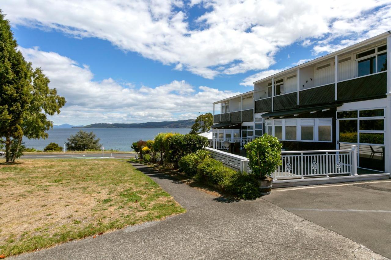 Vu Thermal Lodge - Adults Only Motel Taupo Zewnętrze zdjęcie