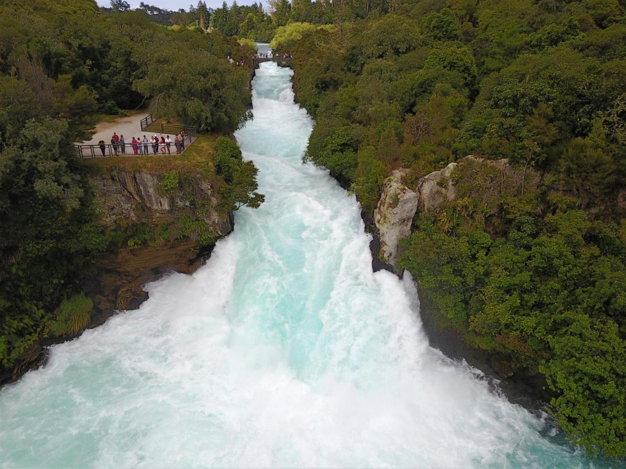 Vu Thermal Lodge - Adults Only Motel Taupo Zewnętrze zdjęcie