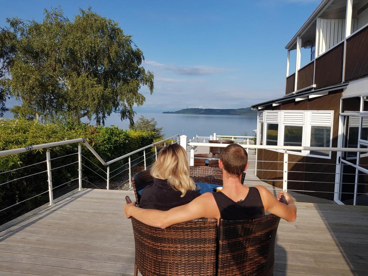 Vu Thermal Lodge - Adults Only Motel Taupo Zewnętrze zdjęcie