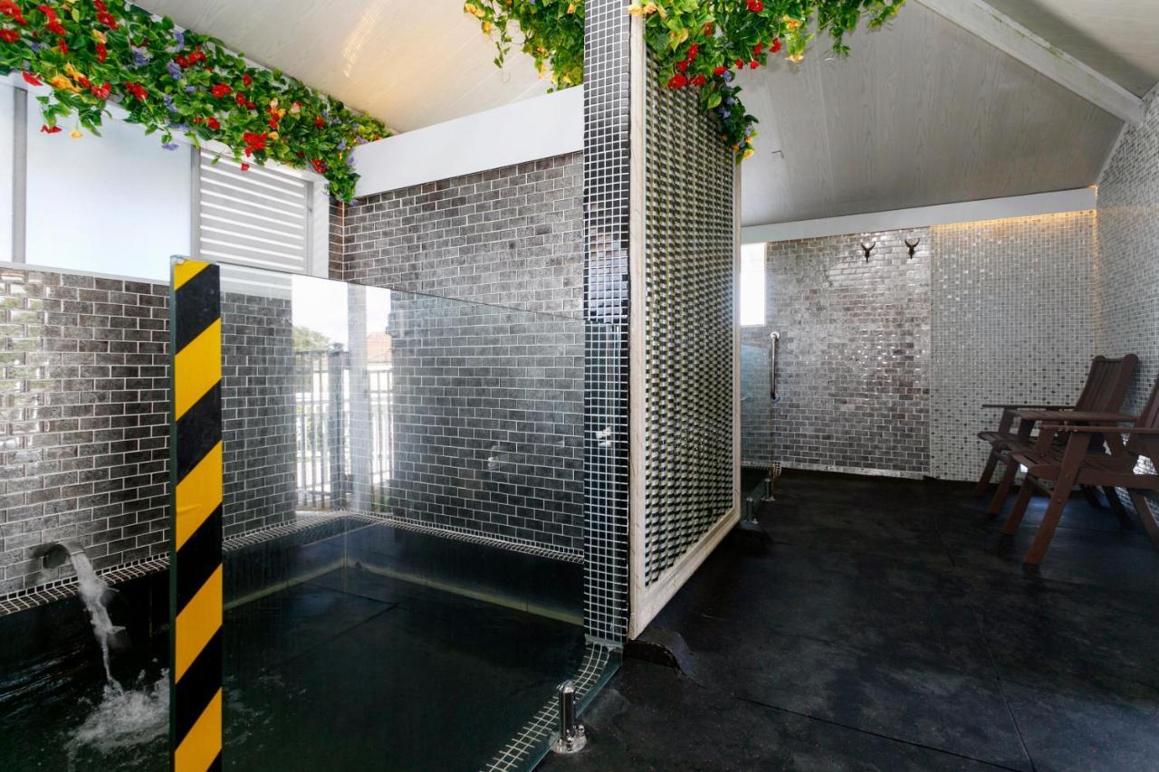 Vu Thermal Lodge - Adults Only Motel Taupo Zewnętrze zdjęcie